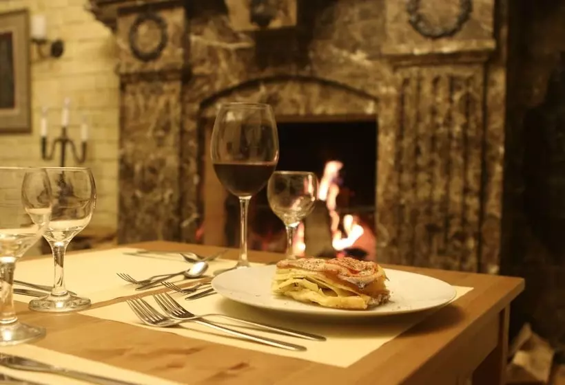 ホテル Palace Yelizavetino