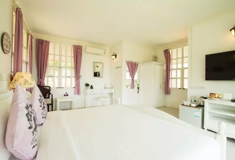 Hotelli The Natural Garden   Khao Soi Dao