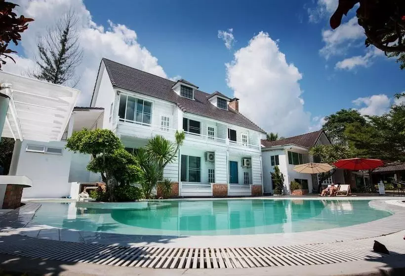 Hotelli The Natural Garden   Khao Soi Dao