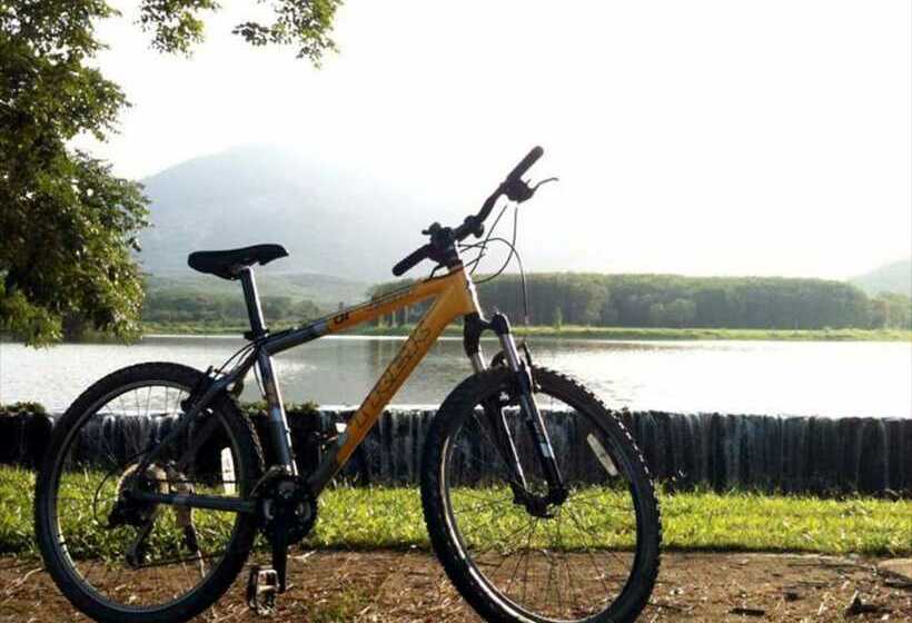 בית מלון כפרי The Park Adventure