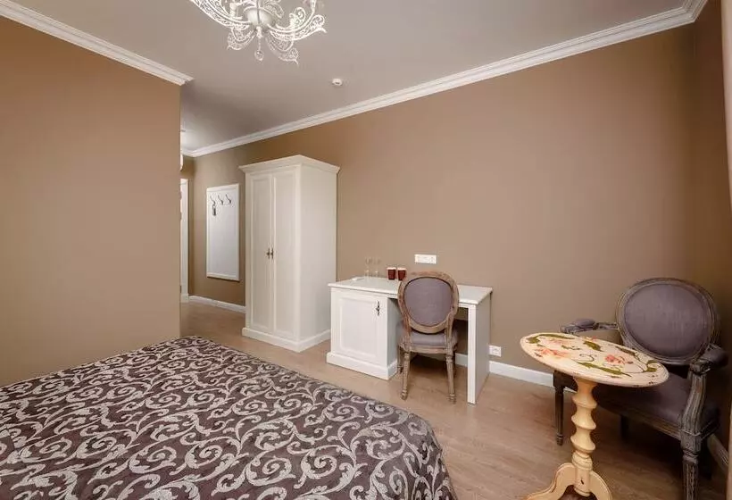 هتل Vinoterria