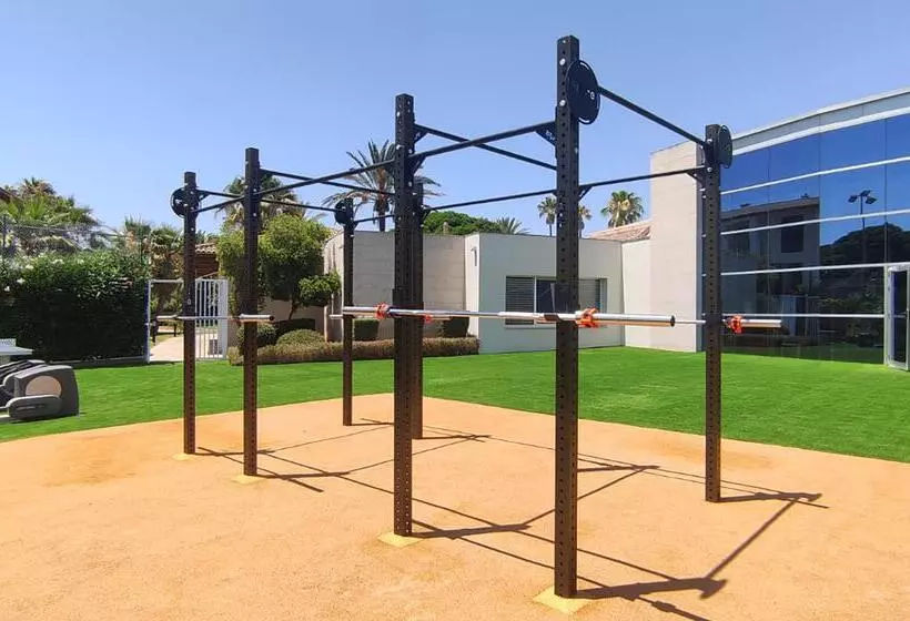 Отель blau colònia sant jordi