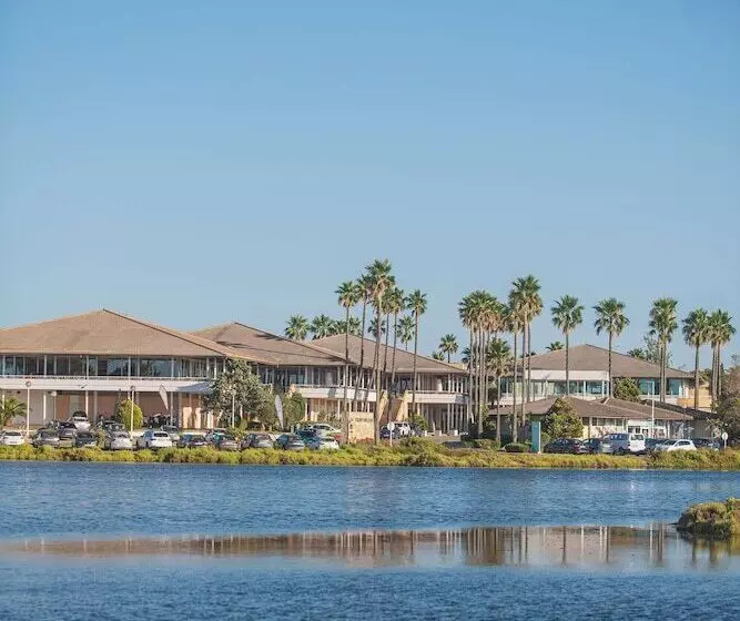 Отель blau colònia sant jordi