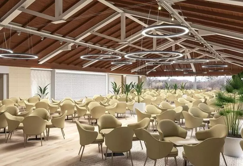 Отель blau colònia sant jordi