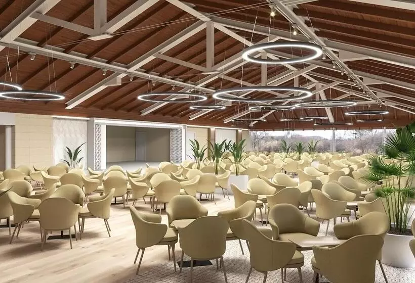 Отель blau colònia sant jordi