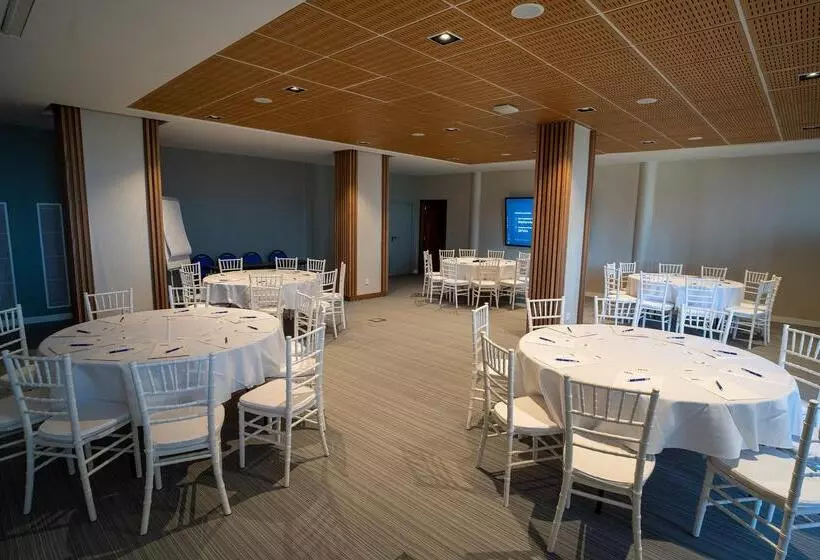 Отель blau colònia sant jordi