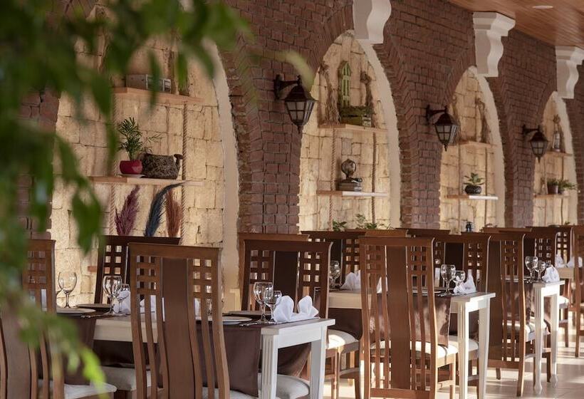 Club Paradiso Hotel & Resort