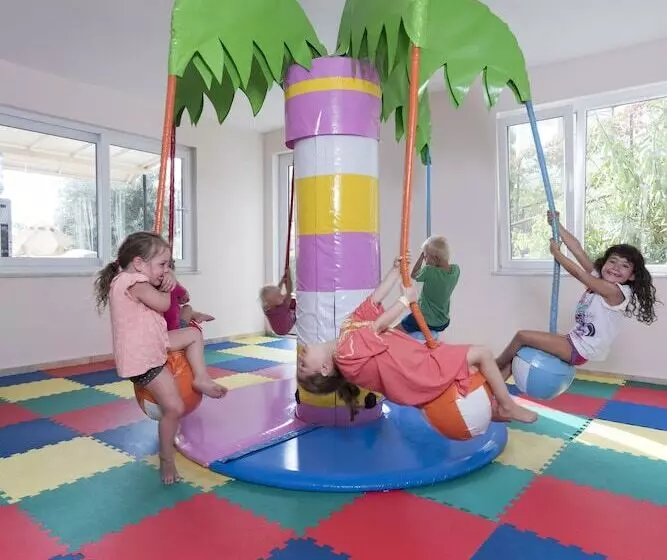 Club Paradiso Hotel & Resort