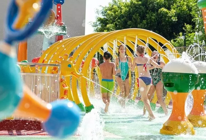 Club Paradiso Hotel & Resort