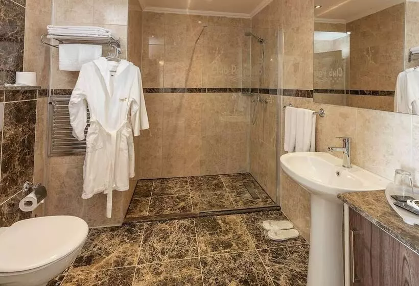 Club Paradiso Hotel & Resort