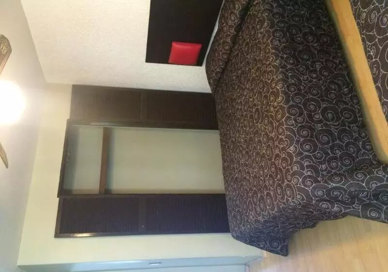 هتل Colon Express