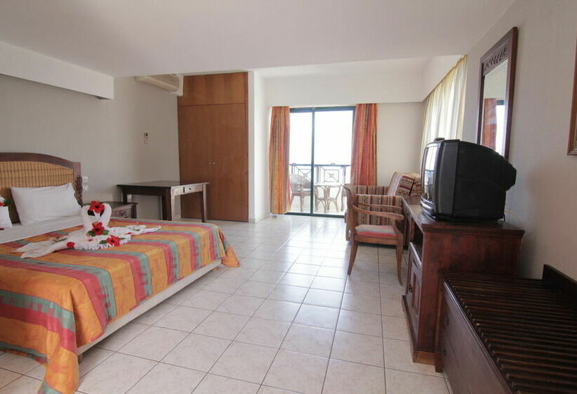 فندق Dodeca Sea Resort All Inclusive