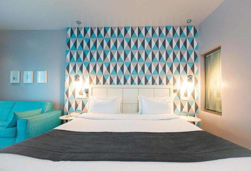 בית מלון כפרי Golden Star City Resort