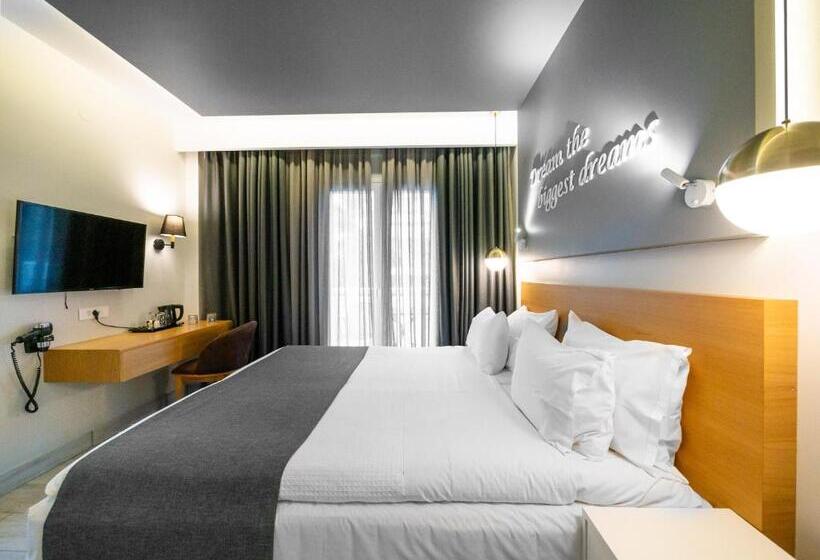 בית מלון כפרי Golden Star City Resort