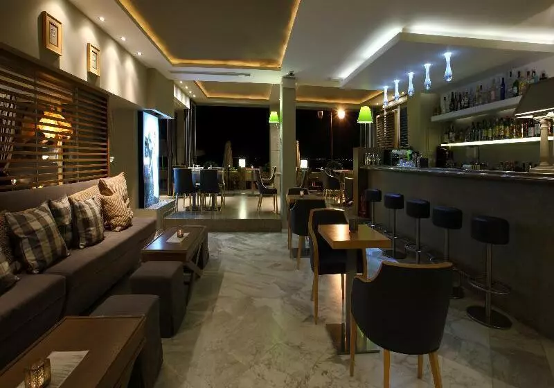 فندق Golden Star City Resort