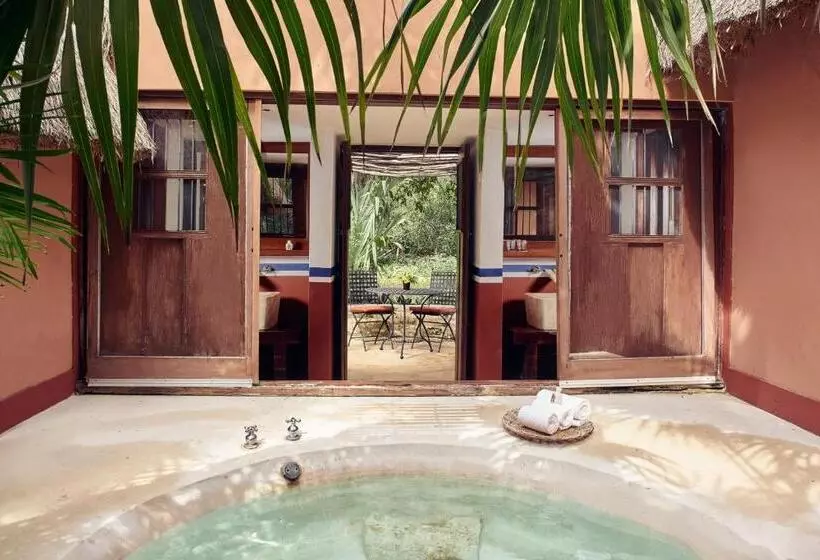 هتل Hacienda Santa Rosa De Lima