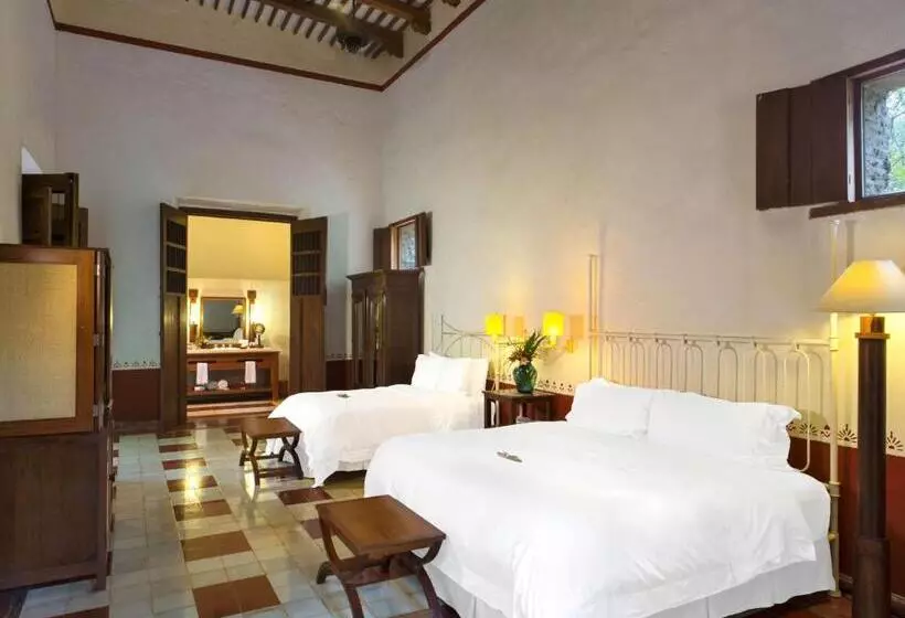 هتل Hacienda Santa Rosa De Lima