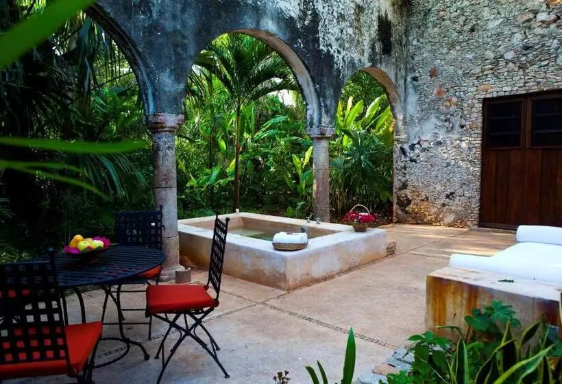 هتل Hacienda Santa Rosa De Lima