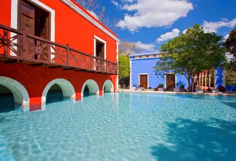 هتل Hacienda Santa Rosa De Lima