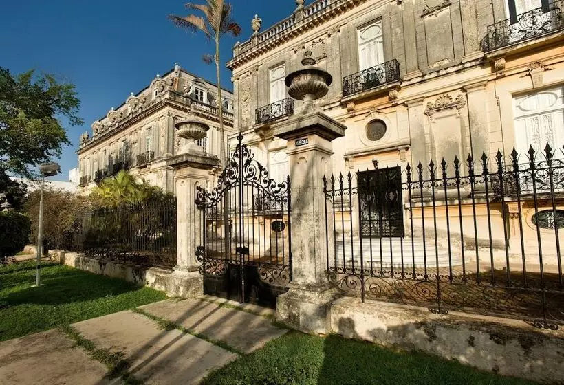 هتل Hacienda Santa Rosa De Lima