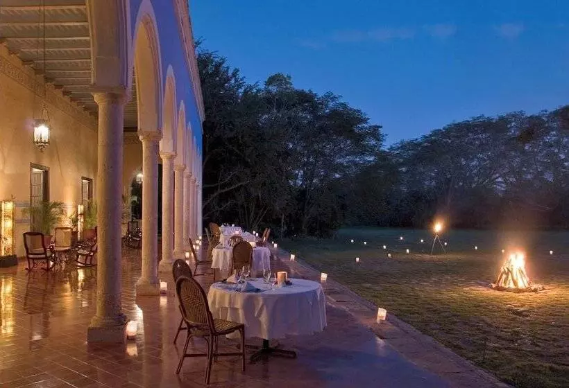 هتل Hacienda Santa Rosa De Lima