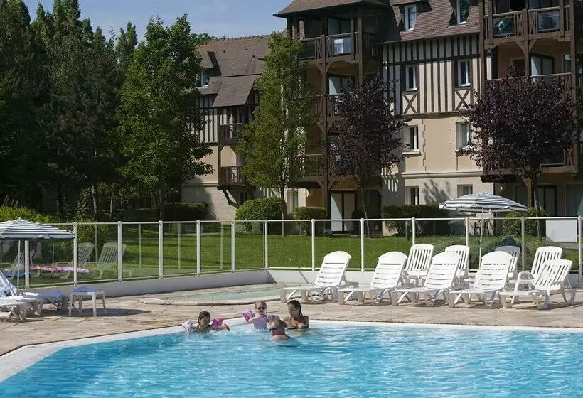 هتل Pierre & Vacances Résidence Du Golf Deauville