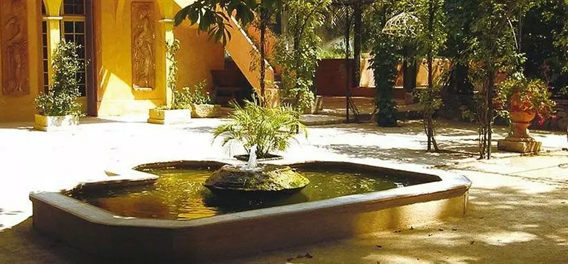 Hotel Maison Blanche