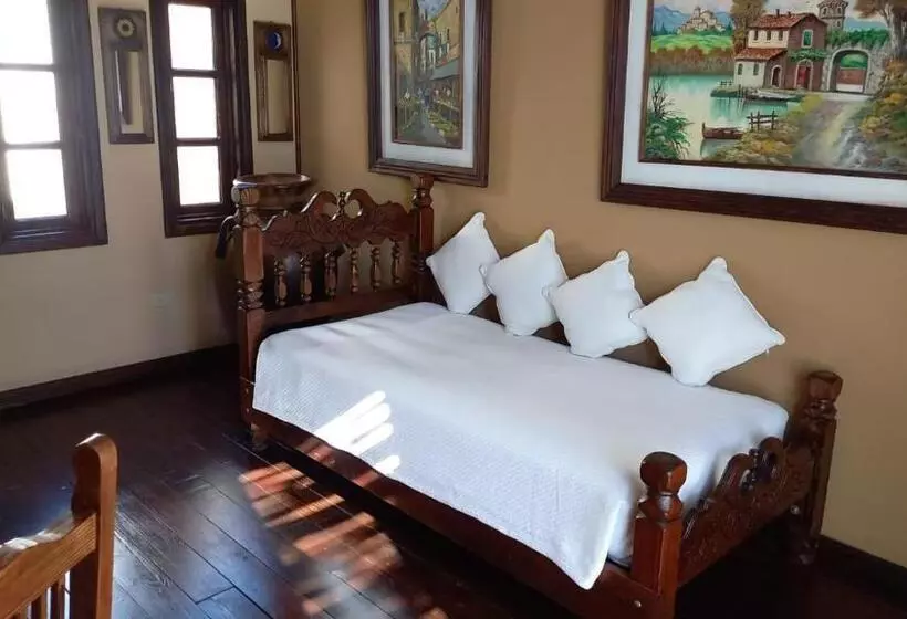 호텔 Posada De Las Flores La Paz