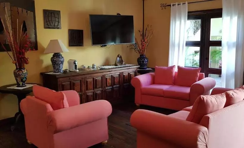 호텔 Posada De Las Flores La Paz