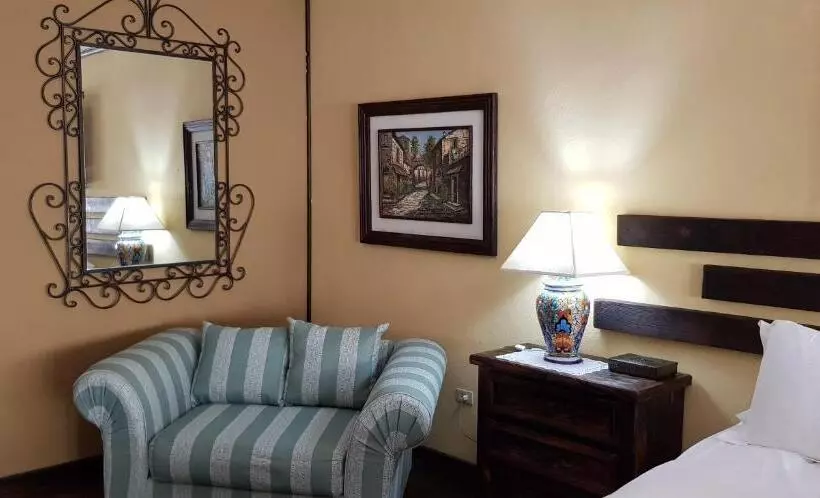 호텔 Posada De Las Flores La Paz