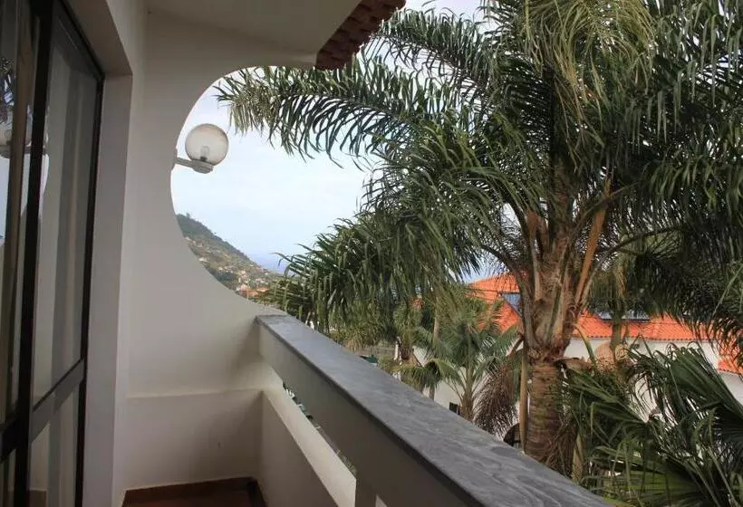 Отель Rural De Sanroque