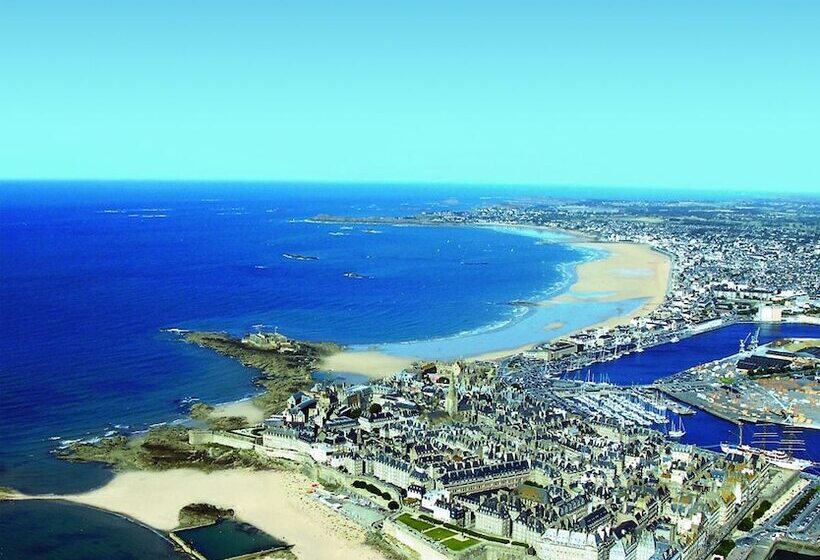 בית מלון כפרי Hôtel Des Marins