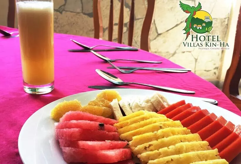 هتل Villas Kin Ha