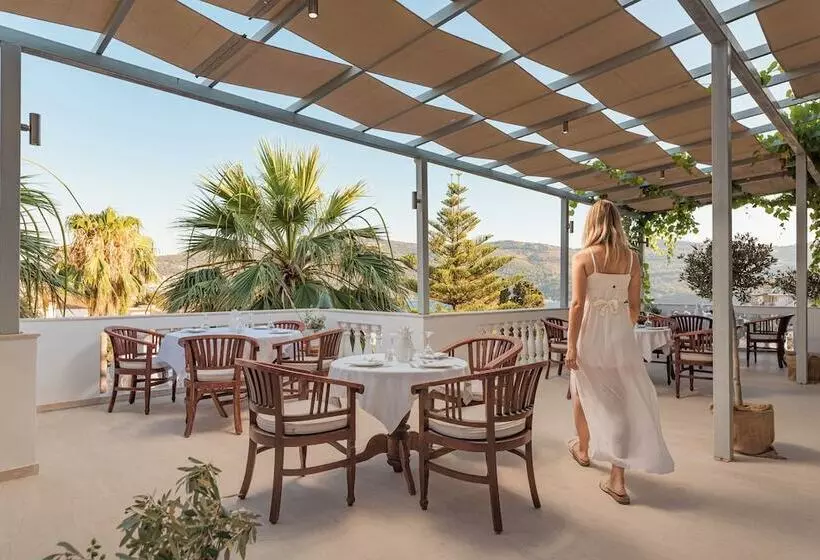 Ino Hotel & Suites