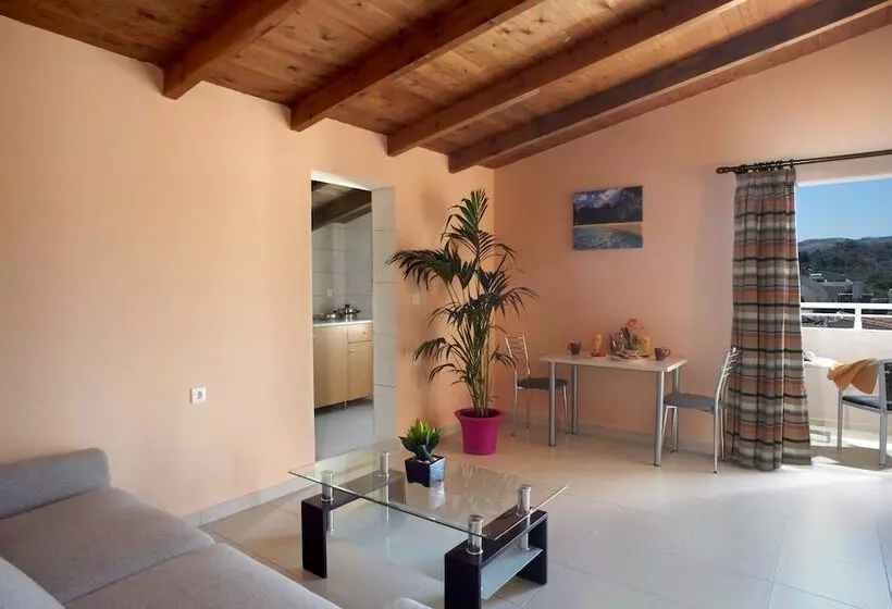 Marietta Hotel & Apartments