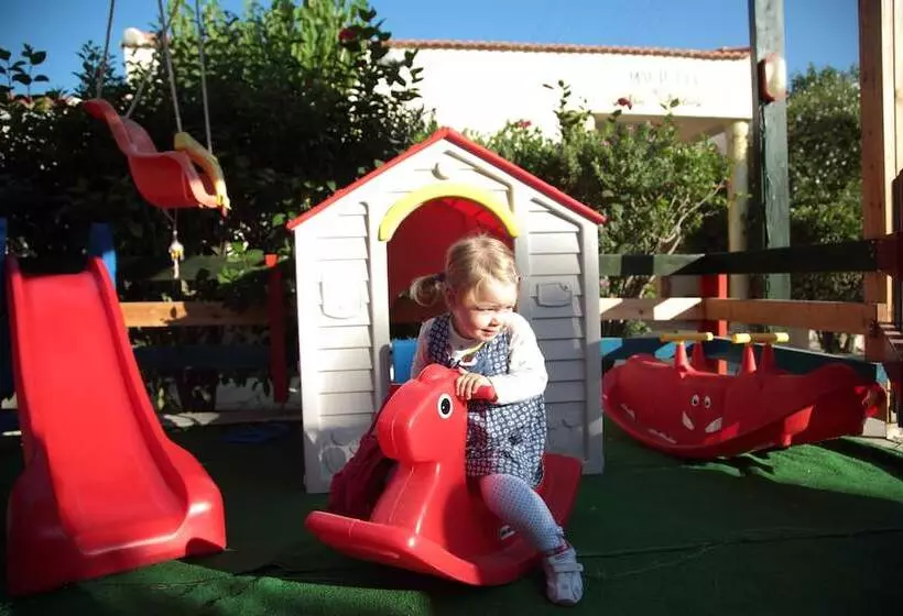 Marietta Hotel & Apartments