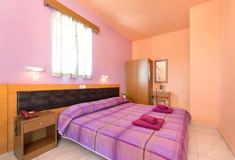 Marietta Hotel & Apartments