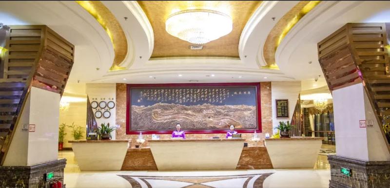 Отель Golden Palace Trade & Business