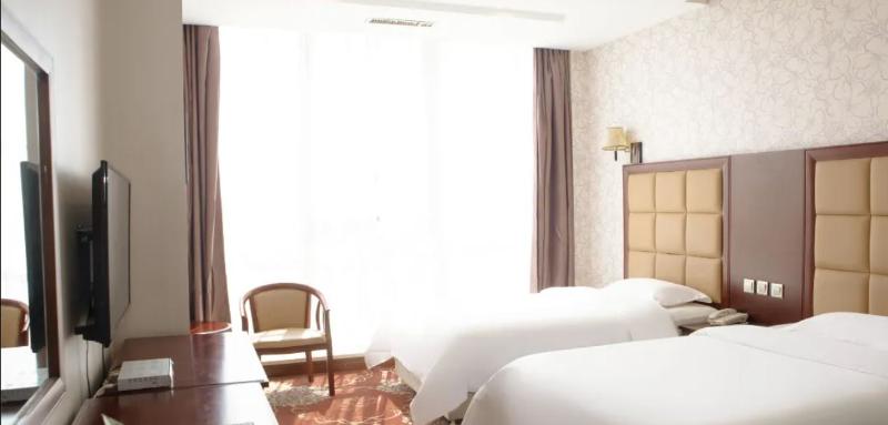 Отель Golden Palace Trade & Business