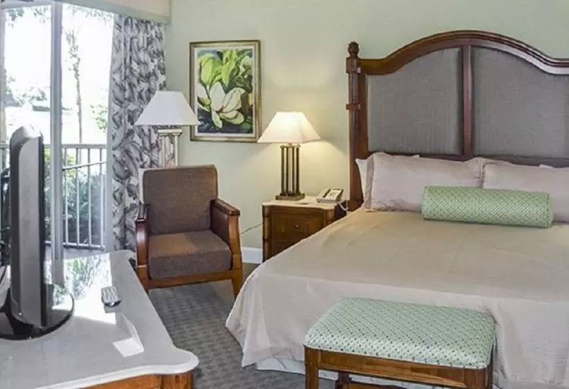 استراحتگاه Hilton Vacation Club Cypress Pointe Orlando