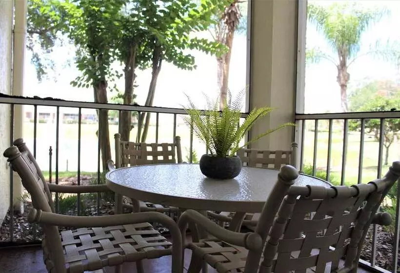 استراحتگاه Hilton Vacation Club Cypress Pointe Orlando