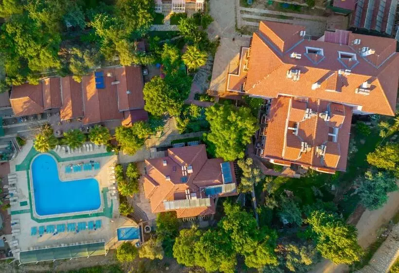 ホテル Club Pink Palace