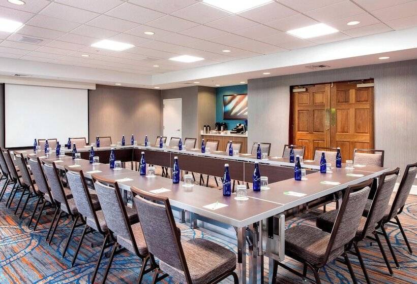 Hotelli Courtyard By Marriott Myrtle Beach Barefoot Landing