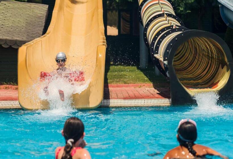 هتل Delphin Palace