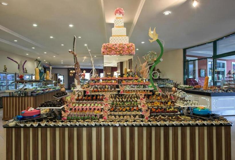 هتل Delphin Palace