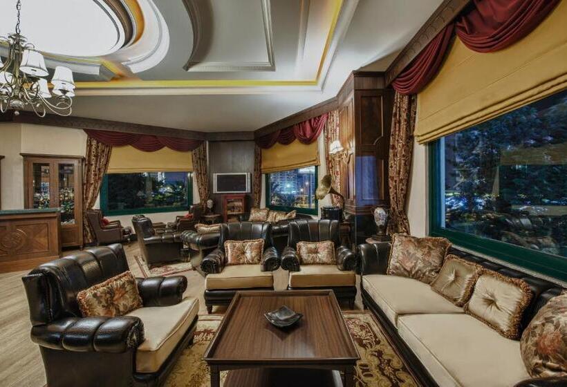 هتل Delphin Palace