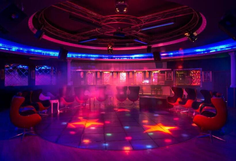 هتل Delphin Palace