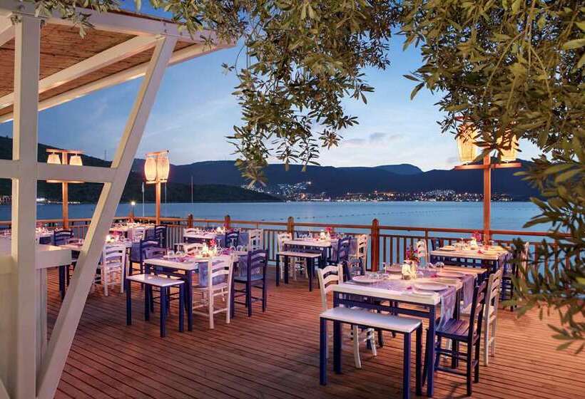 هتل Doubletree By Hilton Bodrum Isil Club Resort