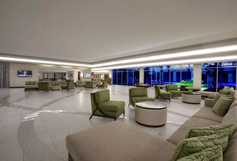 هتل Doubletree By Hilton At The Entrance To Universal Orlando