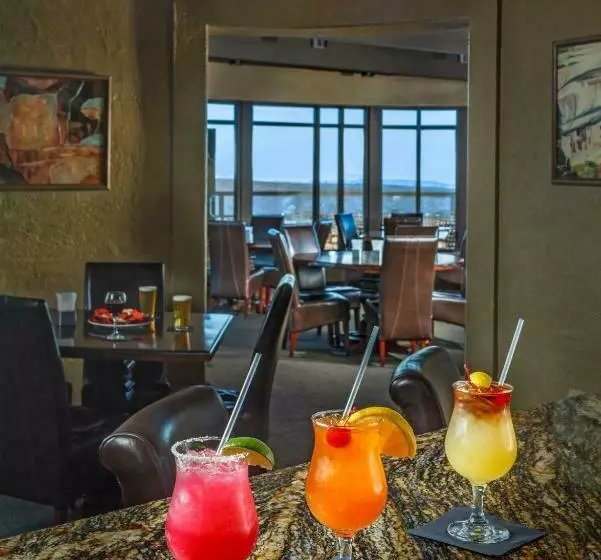 ホテル Far View Lodge